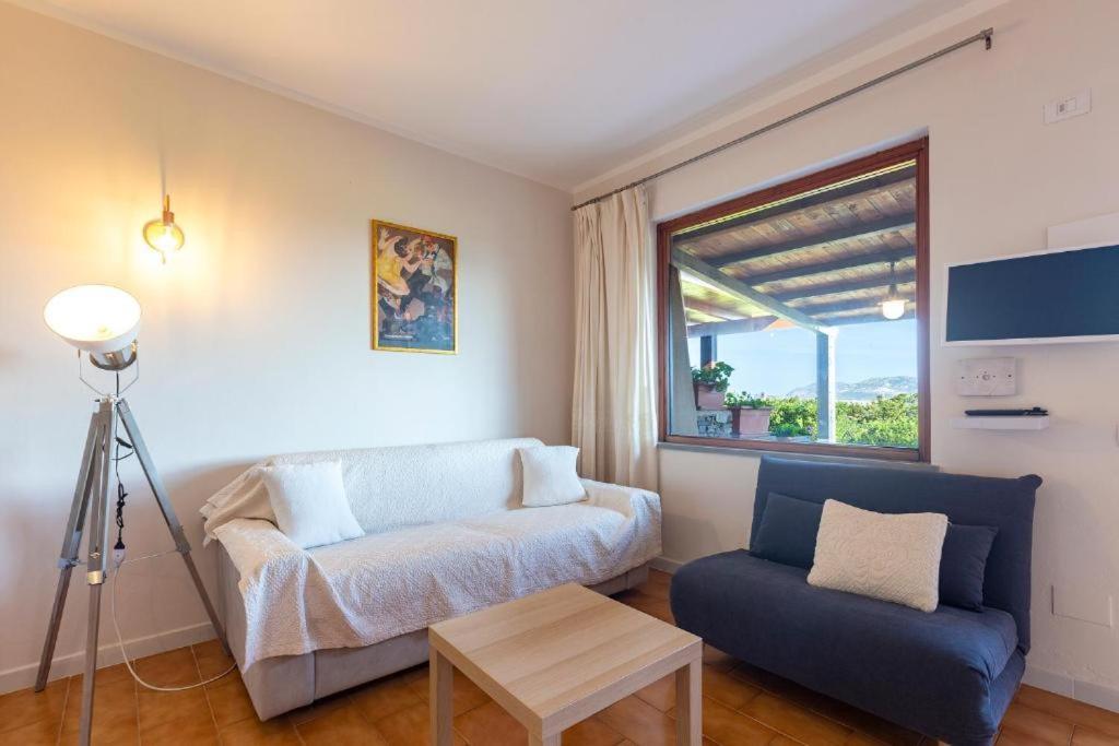 Conchiglia Di Vista Mare * Stintino